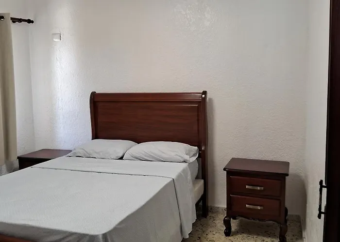 Cortlang Vacation Rentals, Costambar
