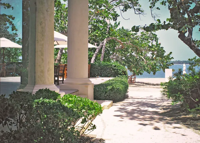 Casa Colonial Beach & Spa